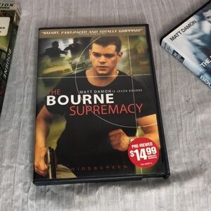 Amazon The Bourne Supremacy DVD - Black and Red
